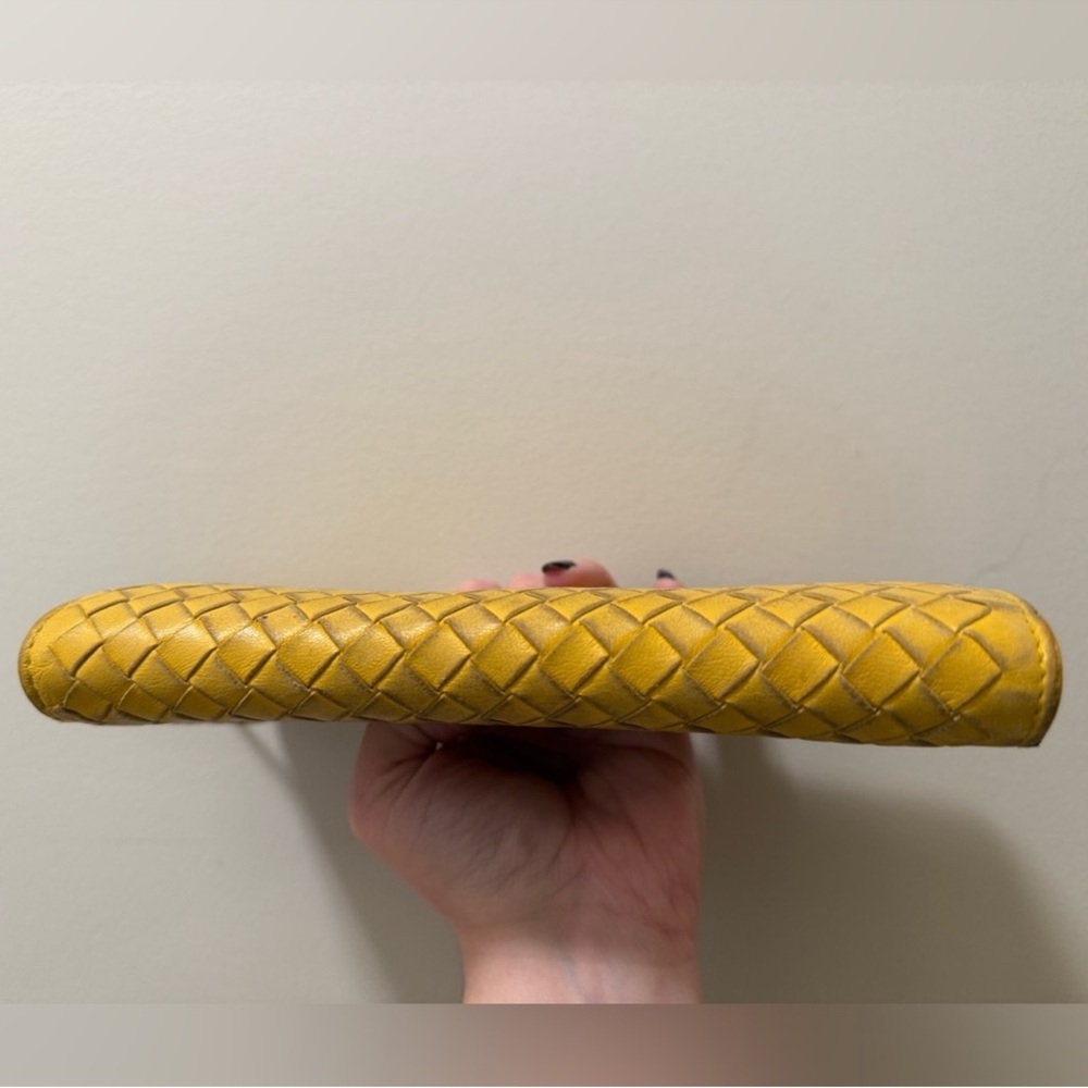 Bottega Veneta - Yellow Leather Long Wallet w/ COA - Picture 6 of 14